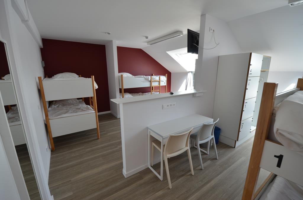 Auberge Des 3 Fontaines Auderghem Eksteriør billede