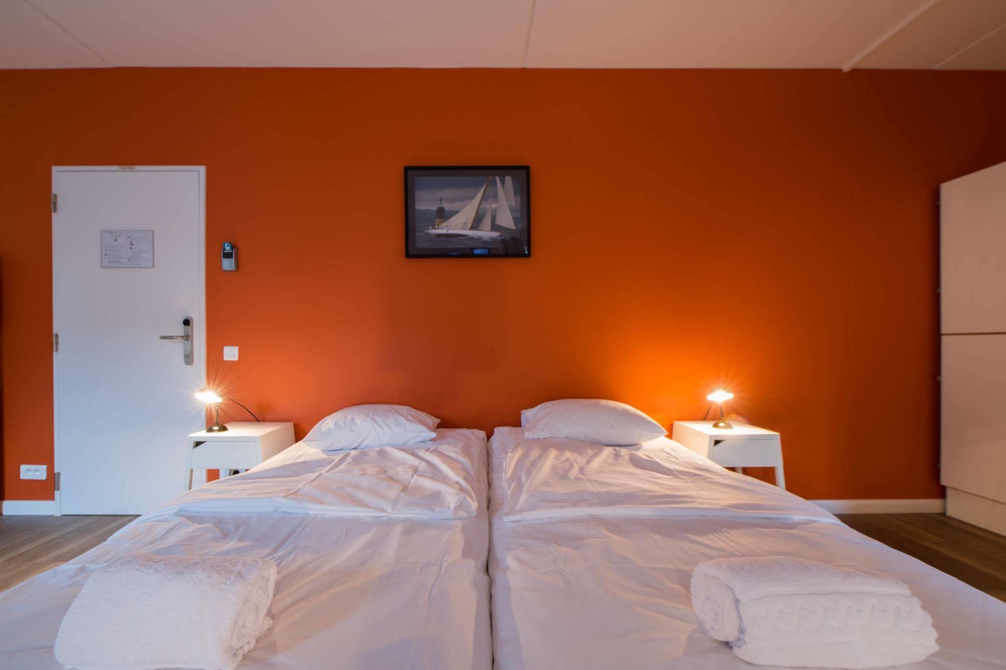 Auberge Des 3 Fontaines Auderghem Eksteriør billede